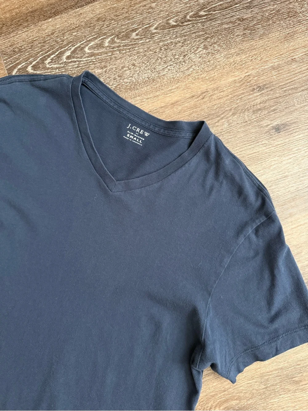 J. Crew Men's V-Neck Tee in Dark Navy 100% Cotton Size S